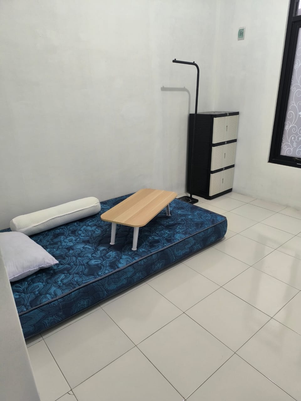 Kamar 04